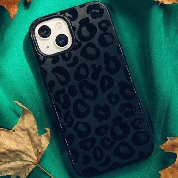 NWT Casely BLACK LEOPARD iPhone 15 Pro Max Phone Case - Picture 7 of 8